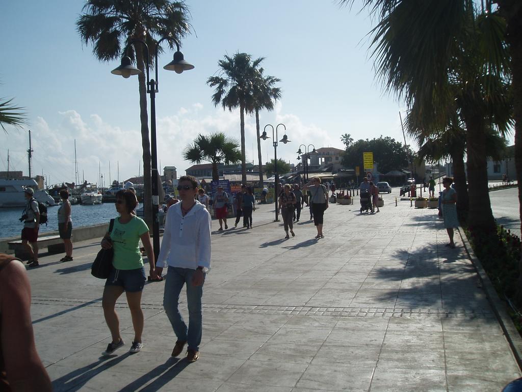 Hesperides Gardens Villa Paphos 外观 照片
