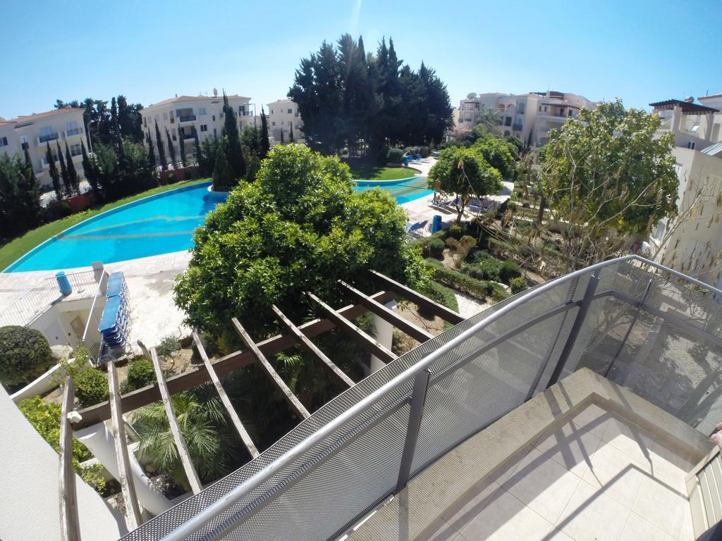 Hesperides Gardens Villa Paphos 外观 照片