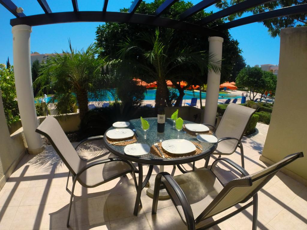 Hesperides Gardens Villa Paphos 外观 照片