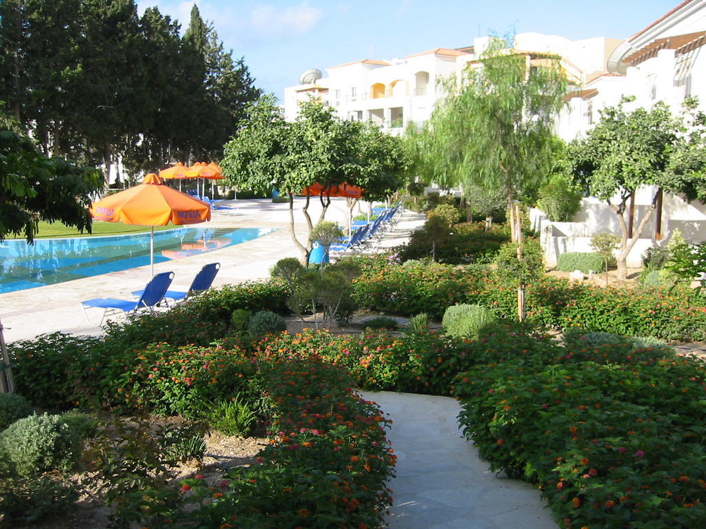 Hesperides Gardens Villa Paphos 外观 照片